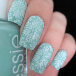 nailpornography:Winter NOTW inspiration!