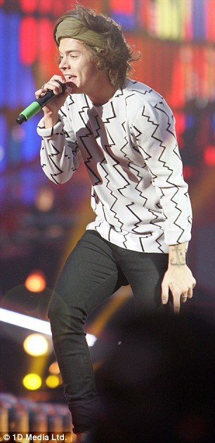 direct-news:  Wembley Stadium, London - 06/06/14 
