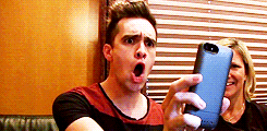 damnpanicatthedisco:  Happy birthday, Brendon!