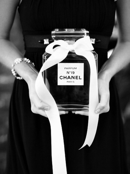 chanel yellow perfume