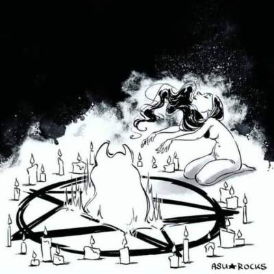 ratleyland:Everyone needs a hug every now and again.(Drawings done by ASU Rocks)