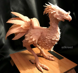 artkreed:I sculpted a chocobo with Sculpey clay! I adore the ones from FFXV.  Baking it was the most terrifying thing ever (usually birds + an oven doesn’t end well for the bird)