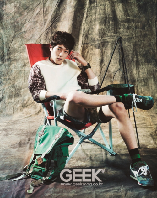 roommate-addict:“Roommate” Seo Kang Joon and Park Min Woo for GEEK (June Edition) 