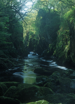 digitalexrth:    North Wales borderlands  