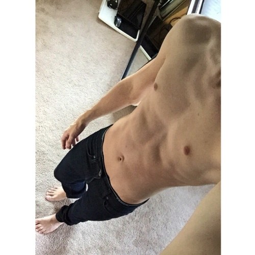 maxwellbarrett:  •im working on it•