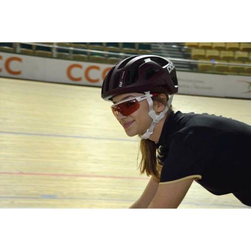 #velodrome #pocgirl #smile photo: Tomek Piechal ・・・ #babeonthebike #ootd #weridewarsaw #girlbike #g