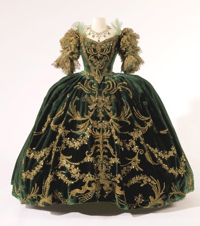 recycledmoviecostumes:  The 1938 film Marie Antoinette was arguably the largest, most outlandish costume drama that Classic Hollywood had seen up to that point. Adrian, known for his distinctive style and attention to detail, was given the job of creating