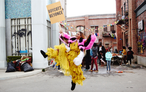 Boycott Beyoncé
#NationalLEMONADEday
Visit www.beyonce.com for more.