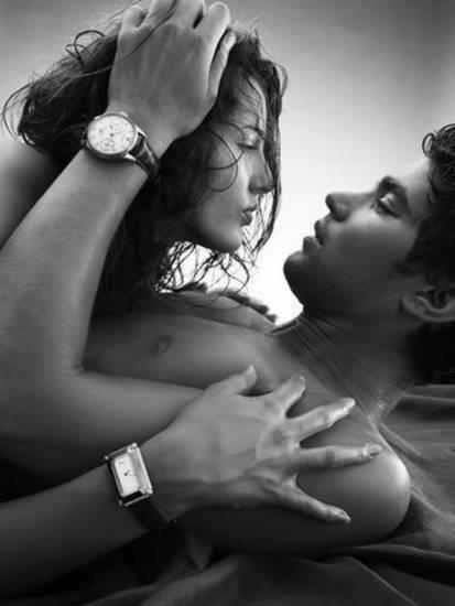 womanbelievedinlove:    °° sometimes words are not enough, even the gestures are