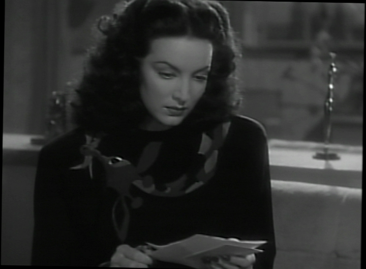 jazz-vampire:  María Félix and her amazing wardrobe in La diosa arrodillada (1947).