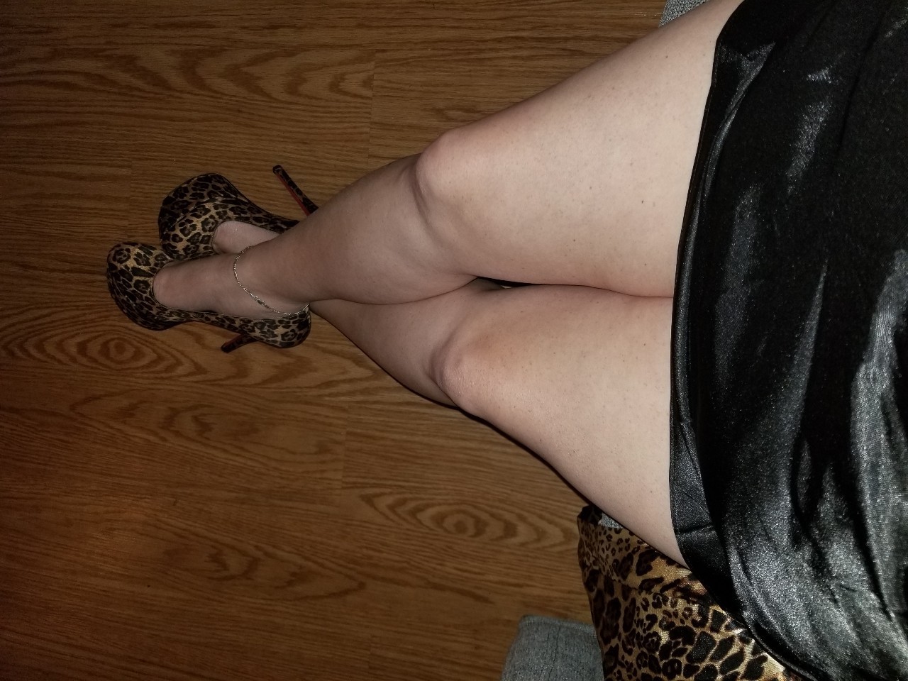 amanslusts:  @couple8284 “Thick Thighs, lingerie, heels 👠, and beauty!!!!”If