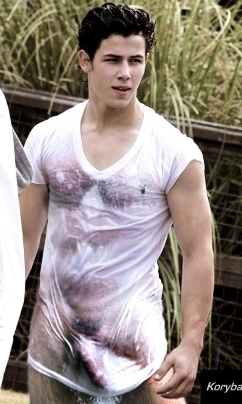 celebsland:  fuck-yeah-male-celebs:  Nick Jonas  This dude..