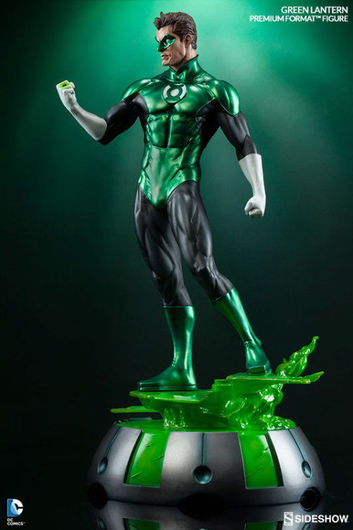  “In brightest day, in blackest night, no evil shall escape my sight. Let those who worship ev