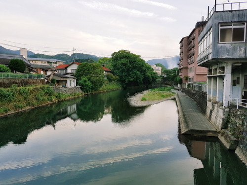 omotteru:some pics from around the town of ureshino onsen, a lovely hot spring town famous for its b