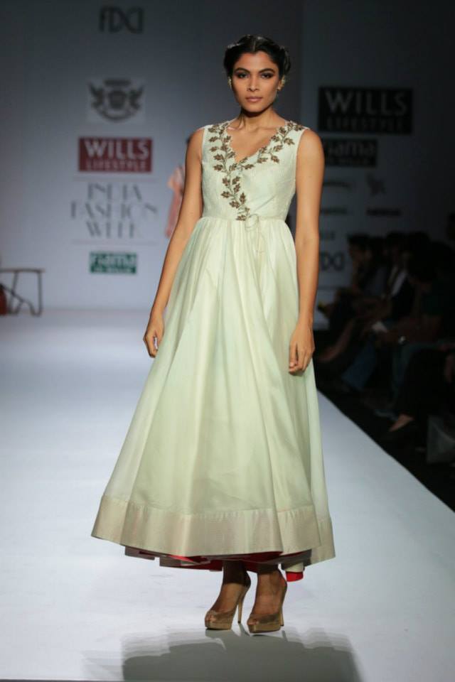 beautifulsouthasianbrides:  Samant Chauhan Wills Lifestyle India Fashion Week A/W