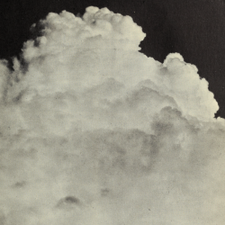 nemfrog:  Clouds that pile up. World Geography.