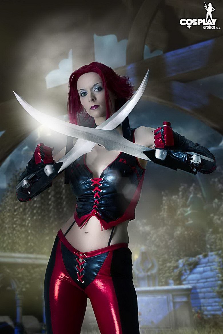 cosnakedplay:  Bloodrayne