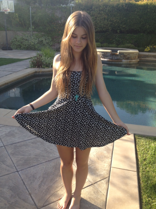 A Hot Lady Like This Is Live On Webcam Right Now! ---> Http://freeporncamz.com