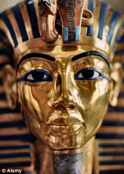 gigaguess:  yeevil:  brain-confetti:  ancient-egypts-secrets:  With strong features cast in burnished gold, Tutankhamun’s burial mask projects an image of majestic beauty and royal power. But in the flesh, King Tut had buck teeth, a club foot and girlish