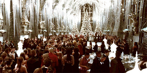 alwayssnapesaid:  Harry Potter films + Christmas 