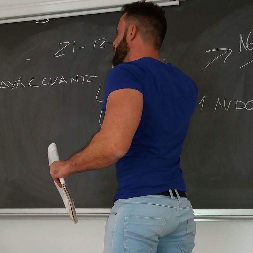 the-privateer:  musclehunkymen:‪Muscled school teacher Juan Luis San Nicholas and