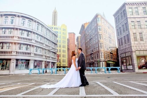 Disney weddings always have the best setting. From Repunzel’s tower to the Tower of Terror Hot