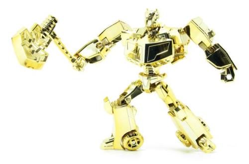 rosextract:  aeonmagnus:  Transformers Animated Optimus Prime (Gold Version).  @b0ssbot it’s ya boy  back n better than ever