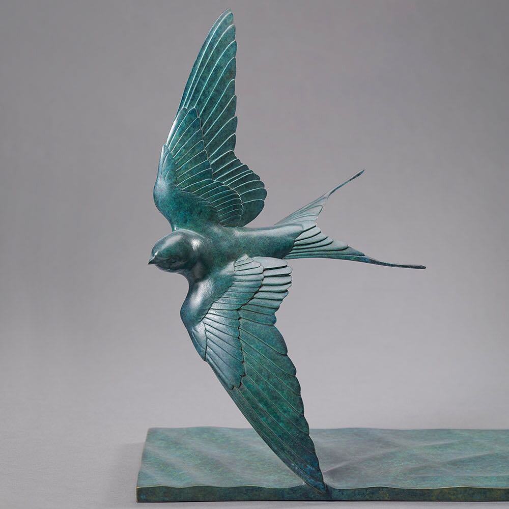 crossconnectmag: Figurative Sculpture by Nick Bibby   Nick Bibby lives and sculpts