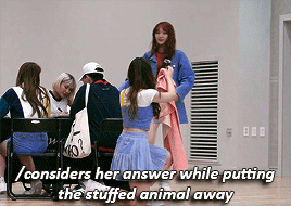 kimnatozaki:no one can propose to roa when i’m around - rena