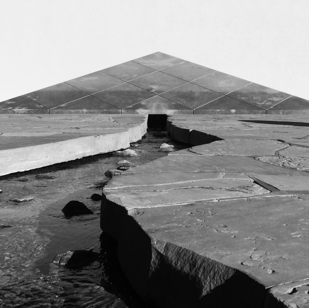 Isamu Noguchi&rsquo;s California Scenario