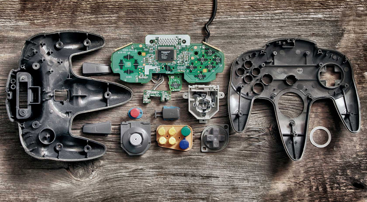 alicebunnystark:  Anatomy of controllers 