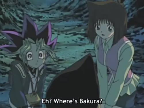 tiny-hats:Your Fave Is Problematic: Bakura where is he whats he doing
