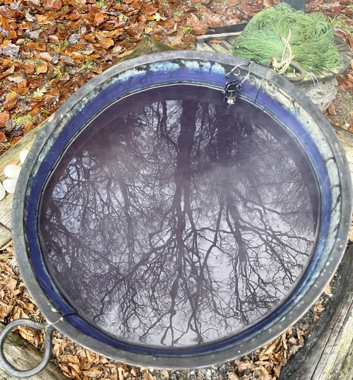 21/11.2021 - indigo dye pot