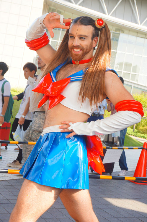 ly0nheart1: lynneskysong: fatale-distraction: prussian-birb-lord: boredpanda: Meet Ladybeard, A