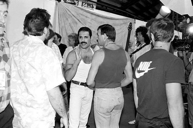 Jim And Freddie Backstage At Live Aid