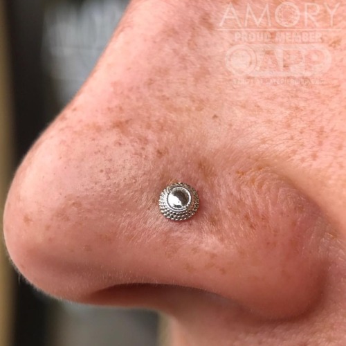 amorybodyarts: Miki stopped in to get her nostril pierced by Adam with one of @anatometalinc’s lates