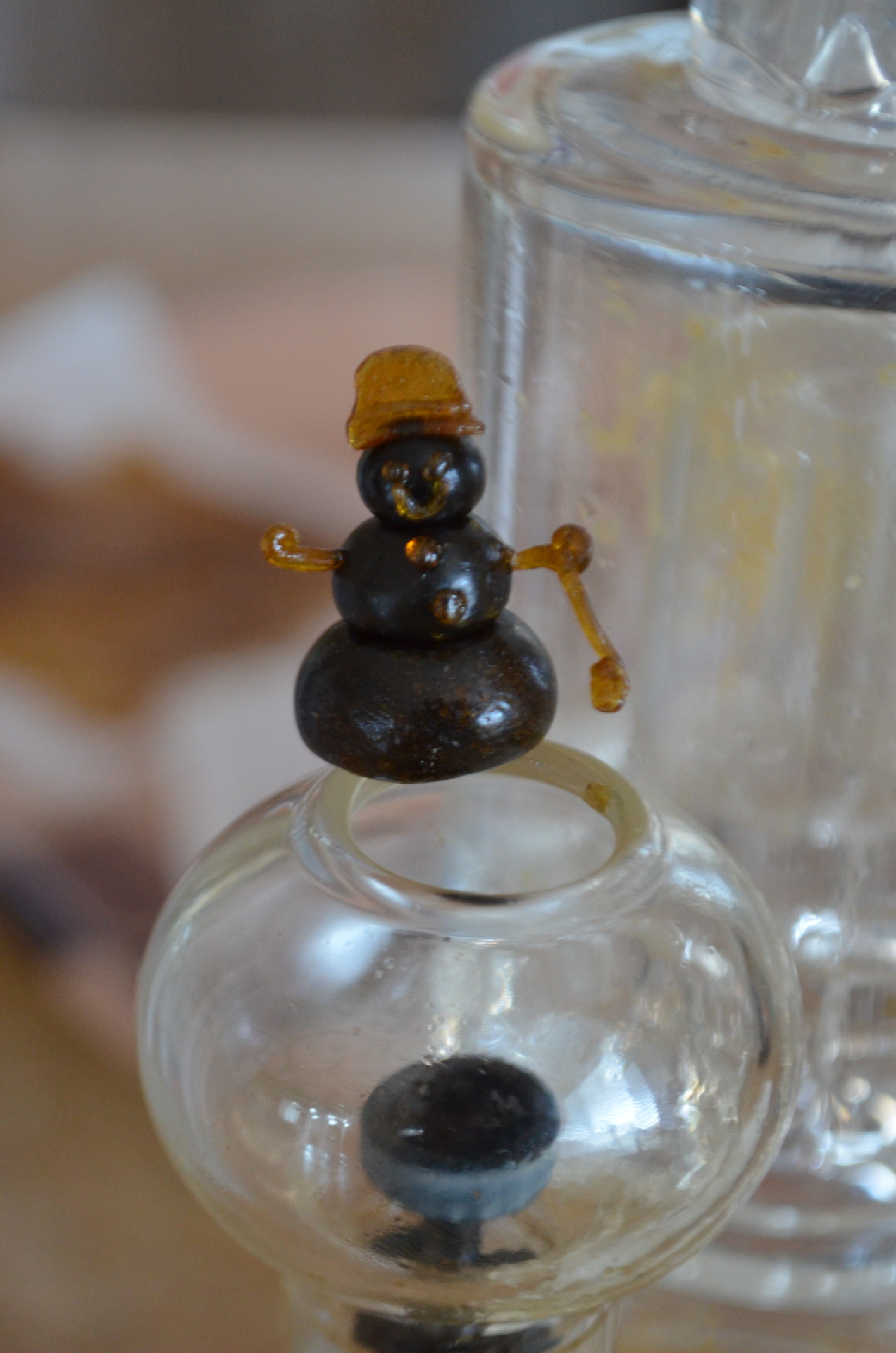 bongrips4satan:  incredible-kush:  Danky the dabman  just in time for xmas c;  