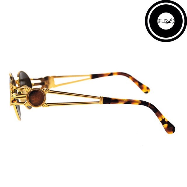 fashionbyvintageuk:  Vintage Fendi Sunglasses ⭕️ $250.00 ⭕️ Purchase Now