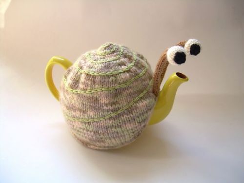 archiemcphee: Ravelry contributor Anke Klempner used her creative knitting skills to realize something that we’ve long suspected: teapots look a lot like snails. Anke designed an adorable teapot cozy that accentuates the teapot’s resemblance to a