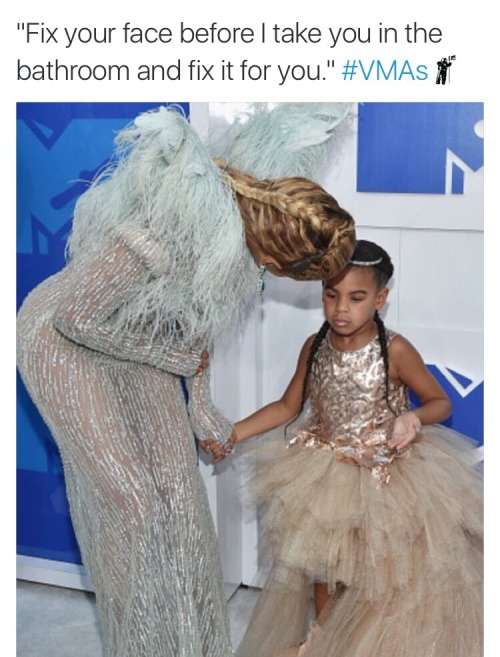plussizedhiiipy:  lonniiii:  😂😂😂😂  Y'all Play Too Much 😂😅 