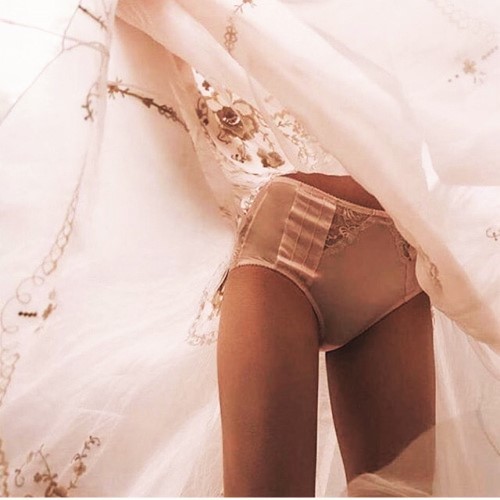 die-rosastrasse:  sweet innocence moodboard 