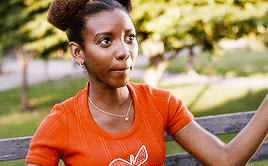 tgdgifs:   requested by anonymous: yolanda gifs 