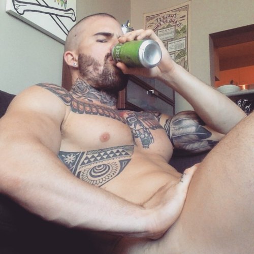 hyper-masculine:    ► HYPER-MASCULINE ♂ ◄ [page]♂ ♂♦ Hyper-Masculine ARCHIVE ♦ [all pics]    
