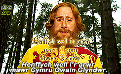 teflonly:this day in horrible history ↳ 16 September 1400 AD - Owain Glyndŵr instigates the Welsh Re