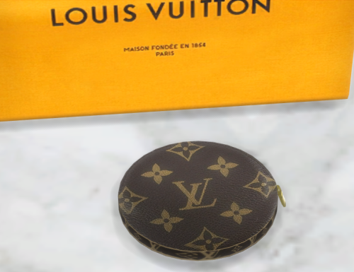 platinumluxesims: LV Round Coin Purse So here is just a little free gift for everyone! LV’s roun