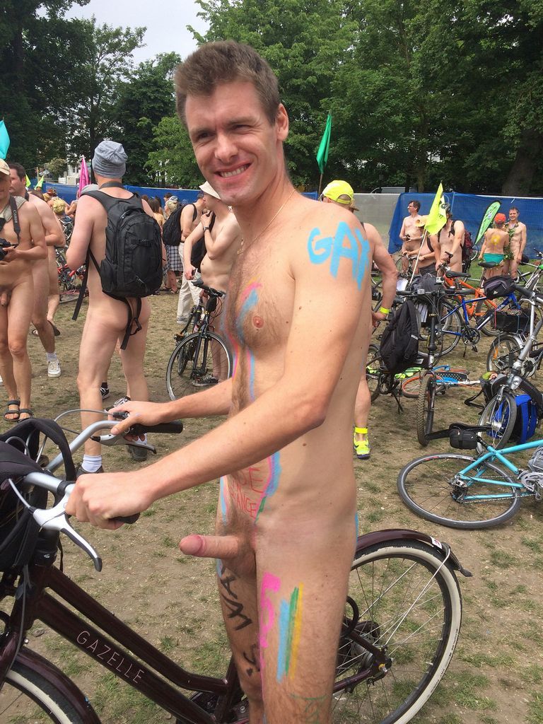 lovenudists:  xxxtravisxxx: menofallaspartsoftheworld:  Brighton’s Naked Bike Ride