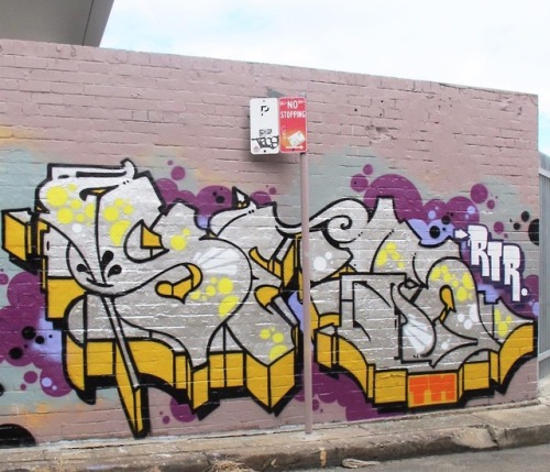 spraybeast:  SET ONE x SPRAY BEASTSet comes with power letter’s, Schemes Dondi would be proud of, inventive and original use of spots and all round spraying FinenessCheck the site for the full feature: spraybeast.com/set1st-x-spray-beast