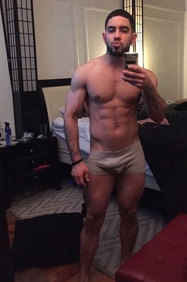 dominicanblackboy:Sexy gorgeous fat red ass Jason Jerez got a delicious dick between his legs !😍😍😍😍
