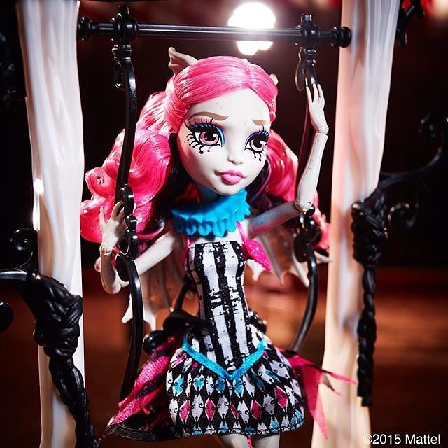rochelle goyle circus