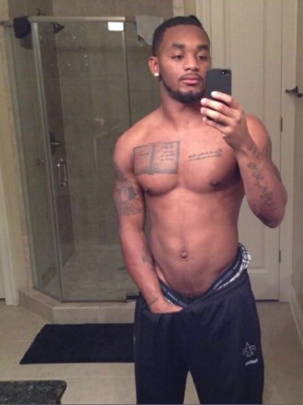 tastyblkman:  Naked Baller Alert: Meet 24 year old, 5’11 190-lb., Johnny Patrick